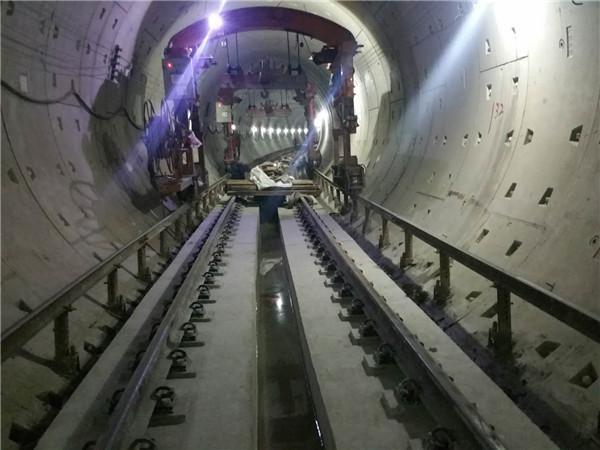 2017年底西安地鐵(tiě)4号線所用公司軌(guǐ)枕産品