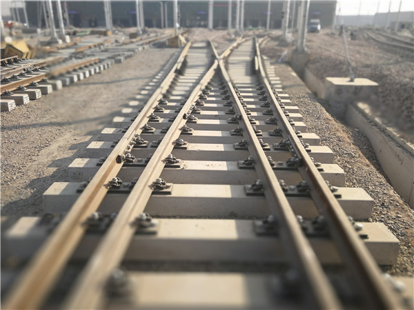 西安地鐵3号(hào)線所用公司岔(chà)枕産品