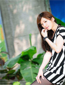 丁子裤美女