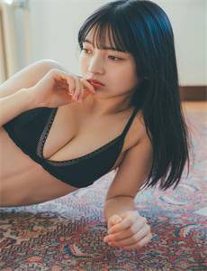 女子喉咙不适就医 呕血后医生宣布死亡